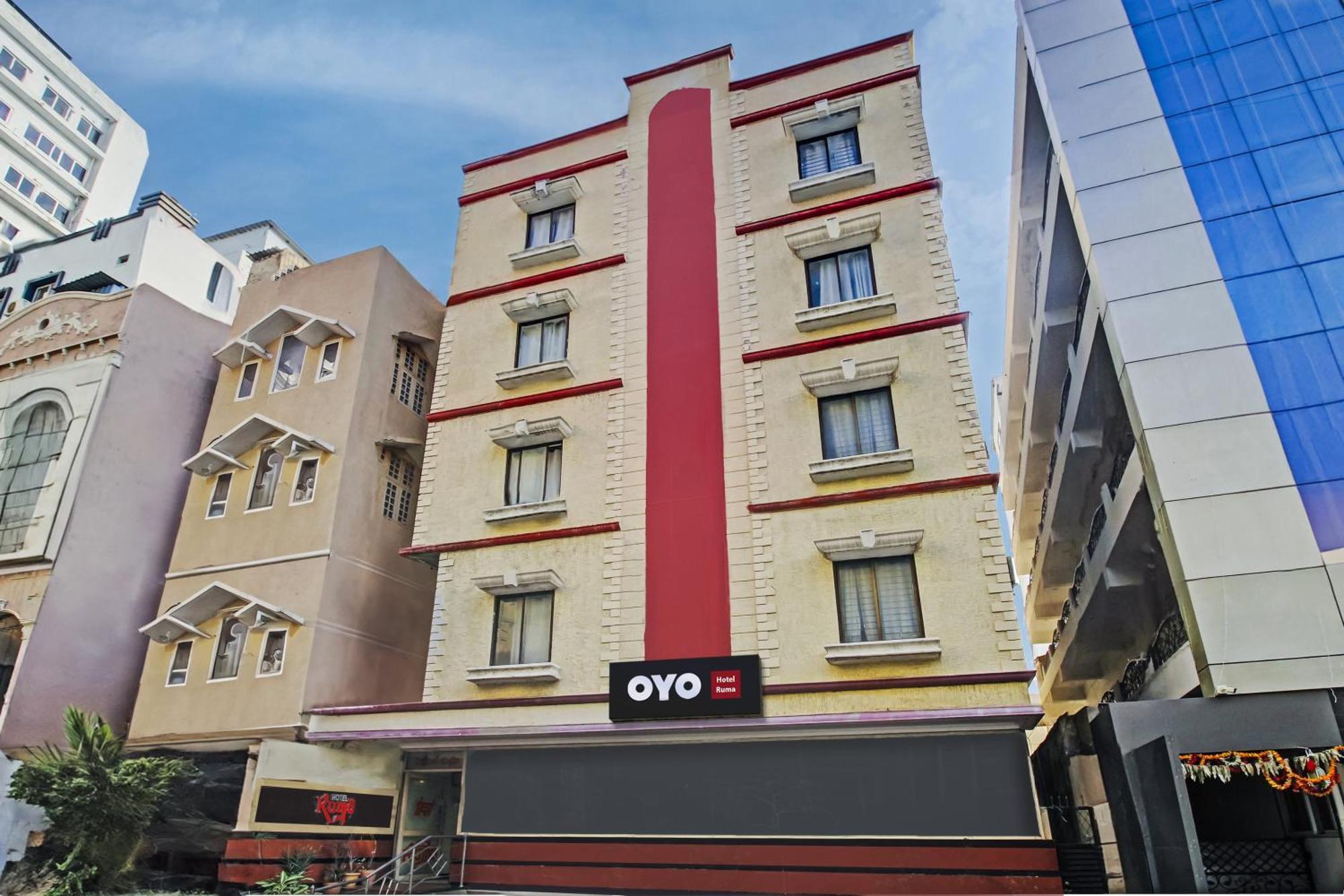 Hotel O Ruma Near Nampally Railway Station Hyderabad Exterior foto